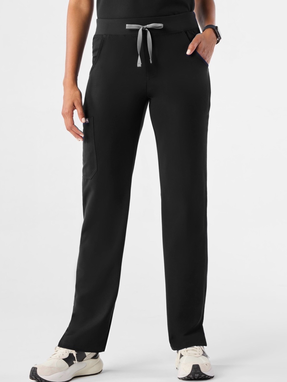 Figs Women's Black Kade Straight Leg Scrub Pants Medium
